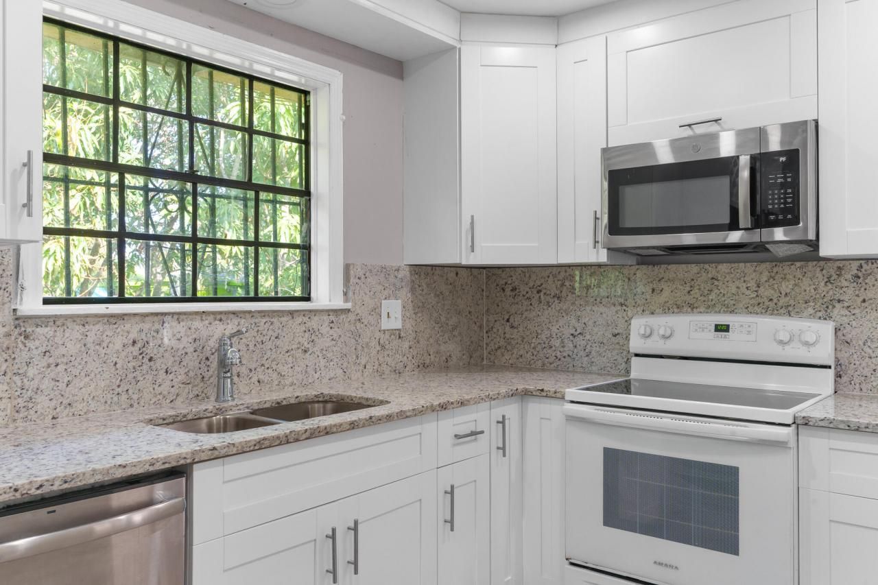 1440 NW 3rd Street, Boynton Beach, FL 33435 Photo