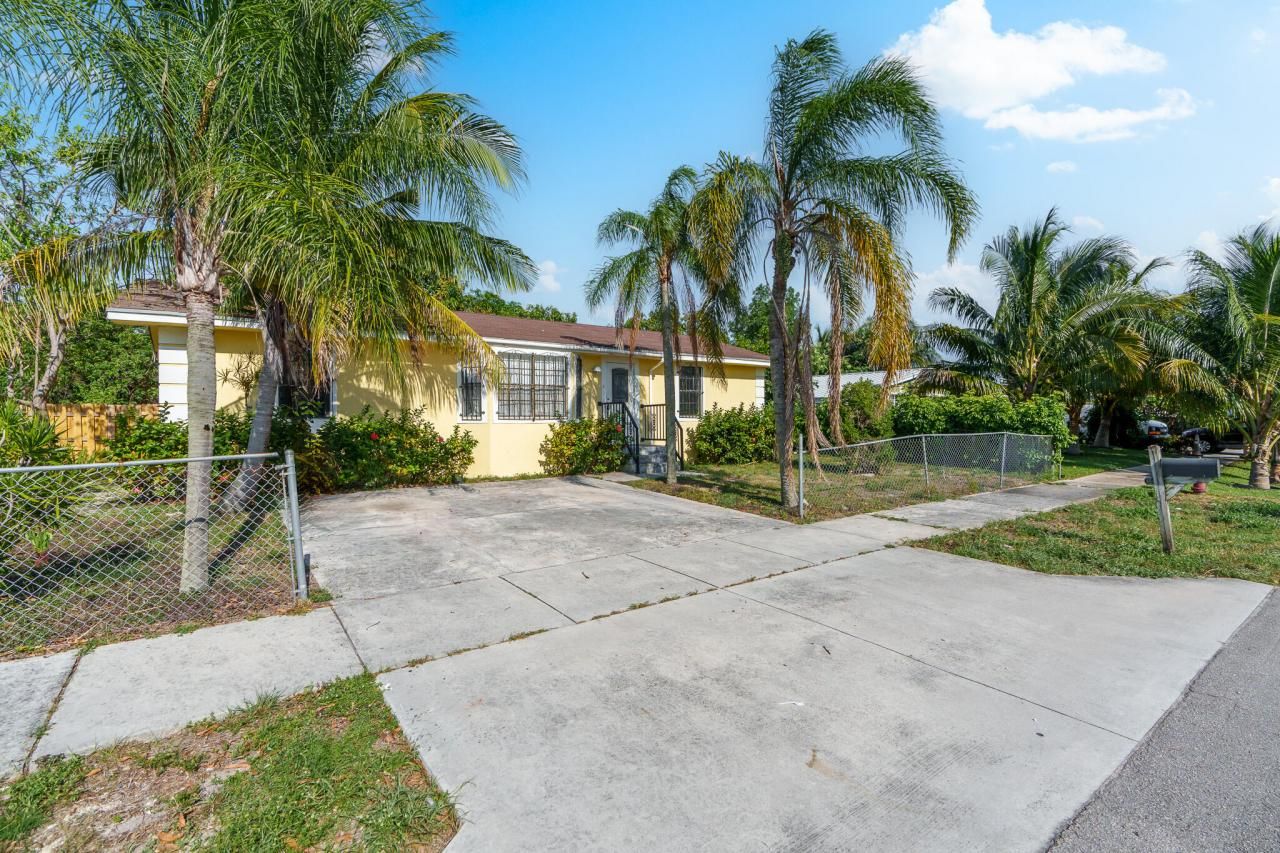 1440 NW 3rd Street, Boynton Beach, FL 33435 Photo