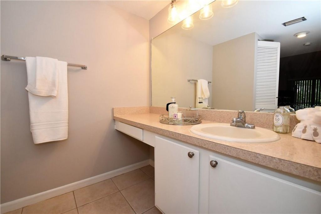 1667 Brookhouse Circle, Unit BR128, Sarasota, FL 34231 Photo