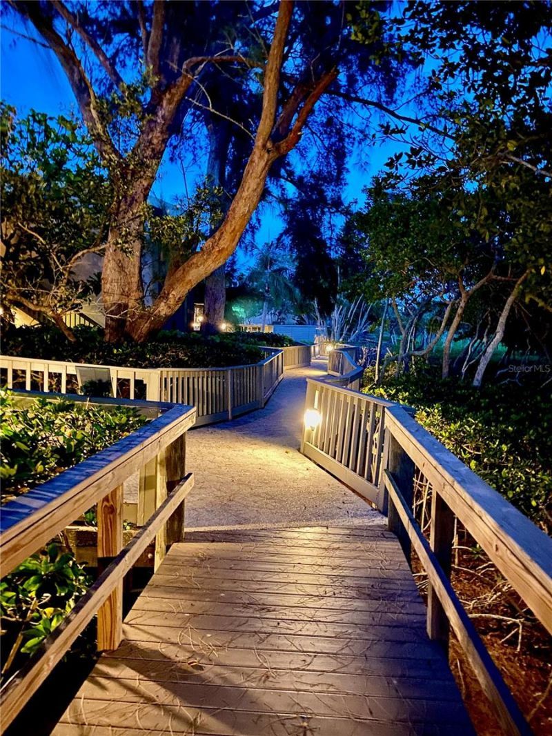 1667 Brookhouse Circle, Unit BR128, Sarasota, FL 34231 Photo
