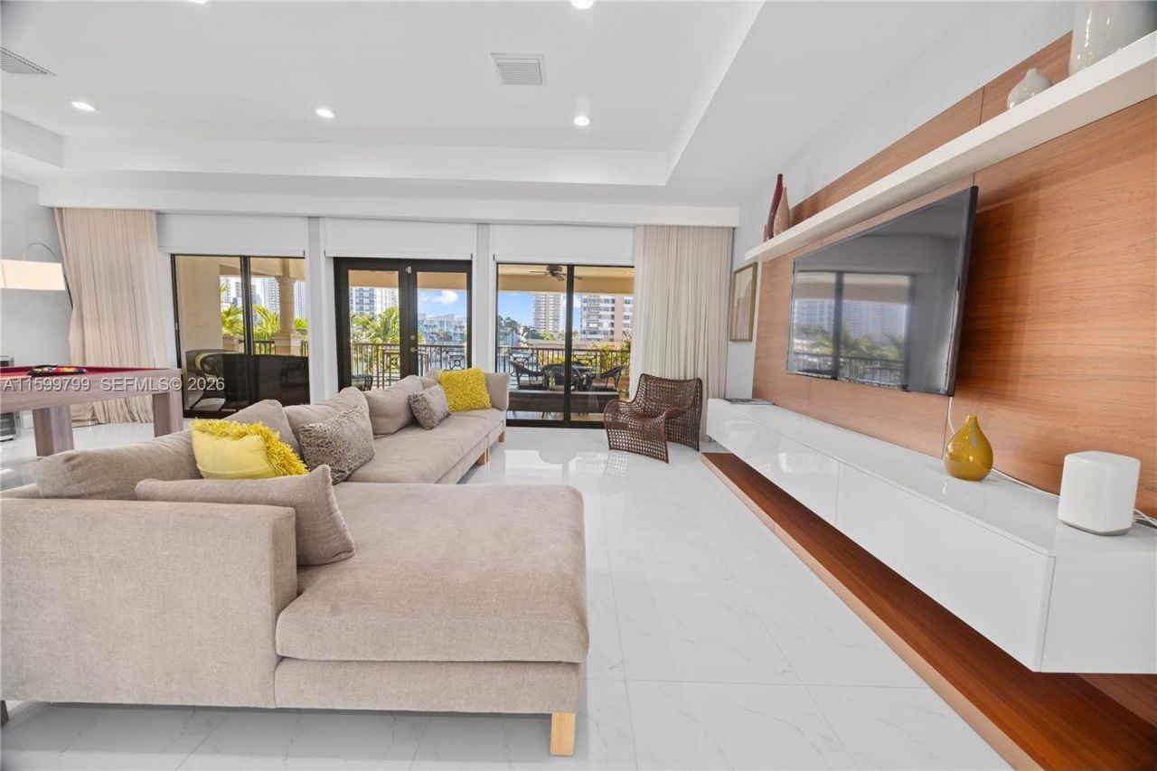 Please Call For Address, Hallandale Beach, FL 33009 Photo