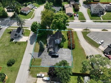 545 E MAIN Street, Pinckney Vlg, MI 48169