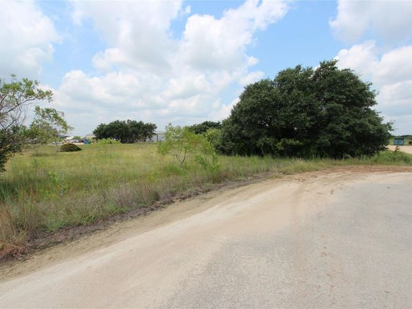 129 Bevers RD, Liberty Hill, TX 78642