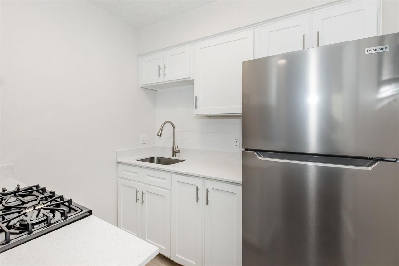 4415 Avenue B, Unit 203, Austin, TX 78751 Main Photo
