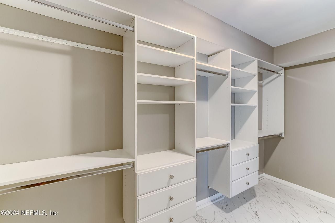 4401 Lakeside Drive, Unit 903, Jacksonville, FL 32210 Photo