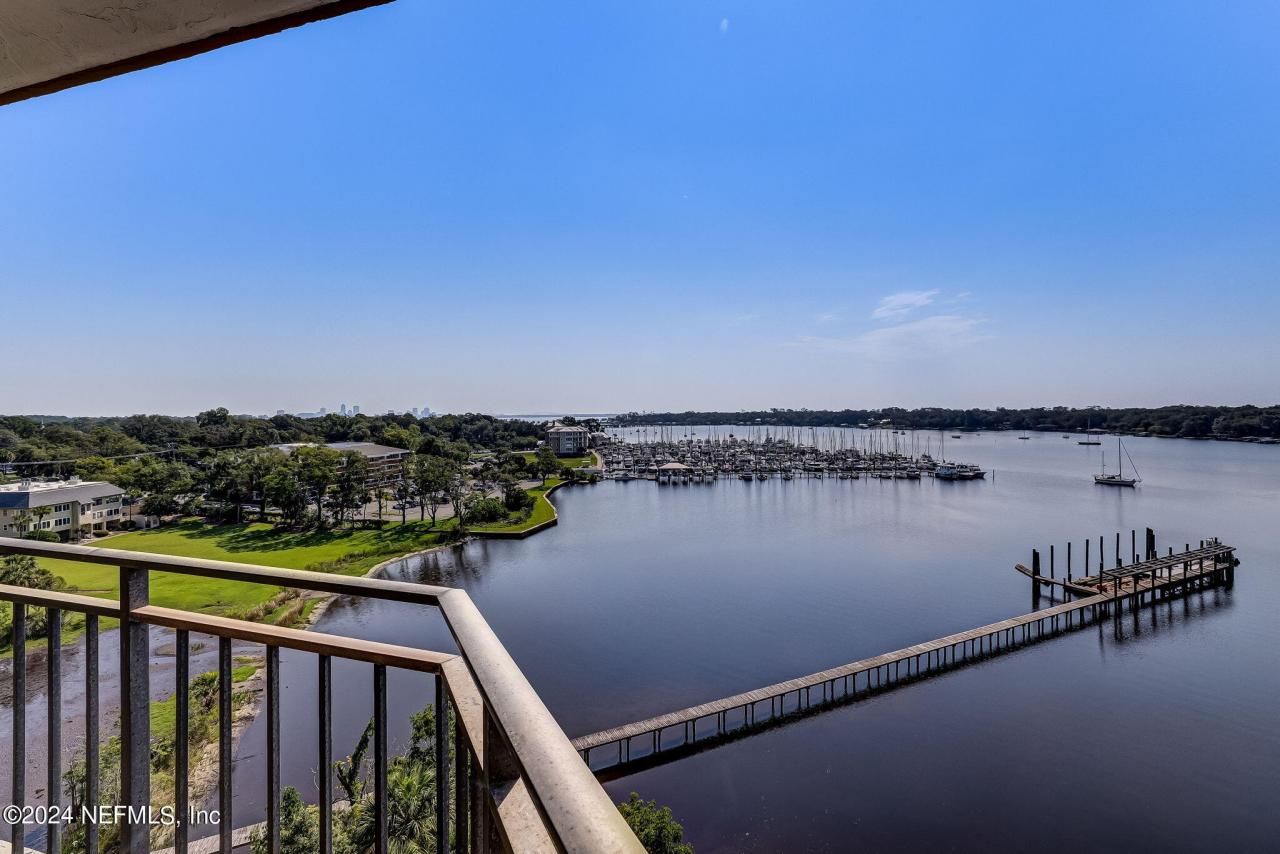 4401 Lakeside Drive, Unit 903, Jacksonville, FL 32210 Photo