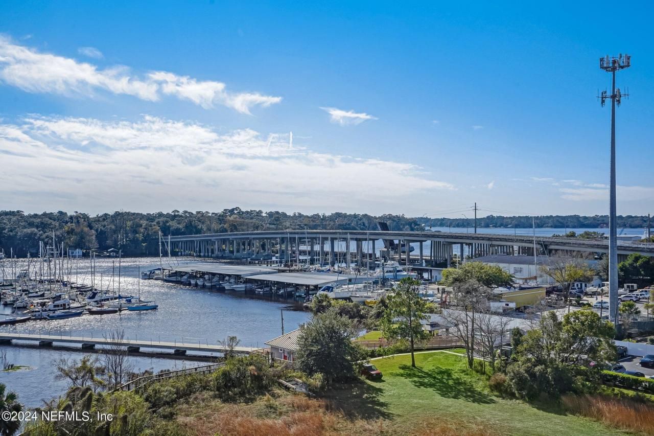 4401 Lakeside Drive, Unit 903, Jacksonville, FL 32210 Photo