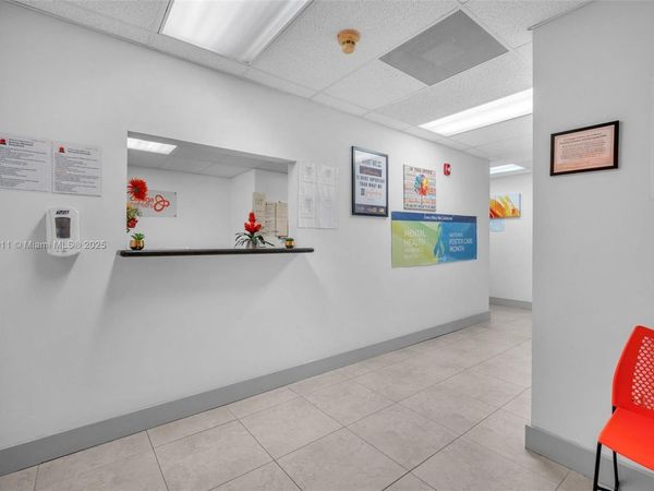 8900 SW 107th Ave, Unit 205, Miami, FL 33176