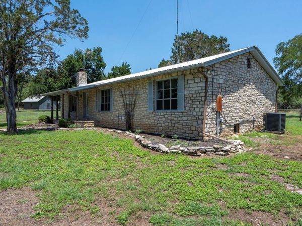 801 Billie Brooks LN, Driftwood, TX 78619