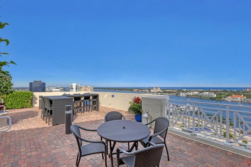 201 S Narcissus Avenue, Unit 405, West Palm Beach, FL 33401 Photo