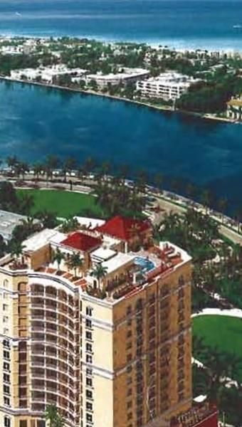 201 S Narcissus Avenue, Unit 405, West Palm Beach, FL 33401 Photo