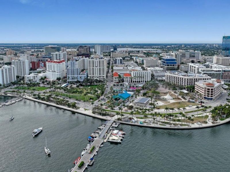 201 S Narcissus Avenue, Unit 405, West Palm Beach, FL 33401 Photo