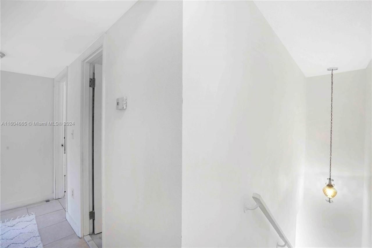 624 NW 11th St, Miami, FL 33136 Photo