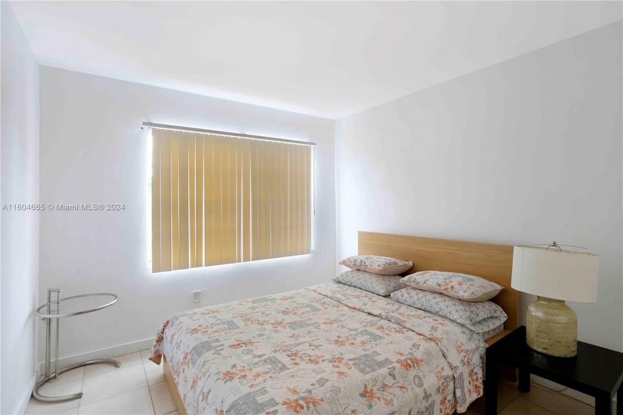 624 NW 11th St, Miami, FL 33136 Photo