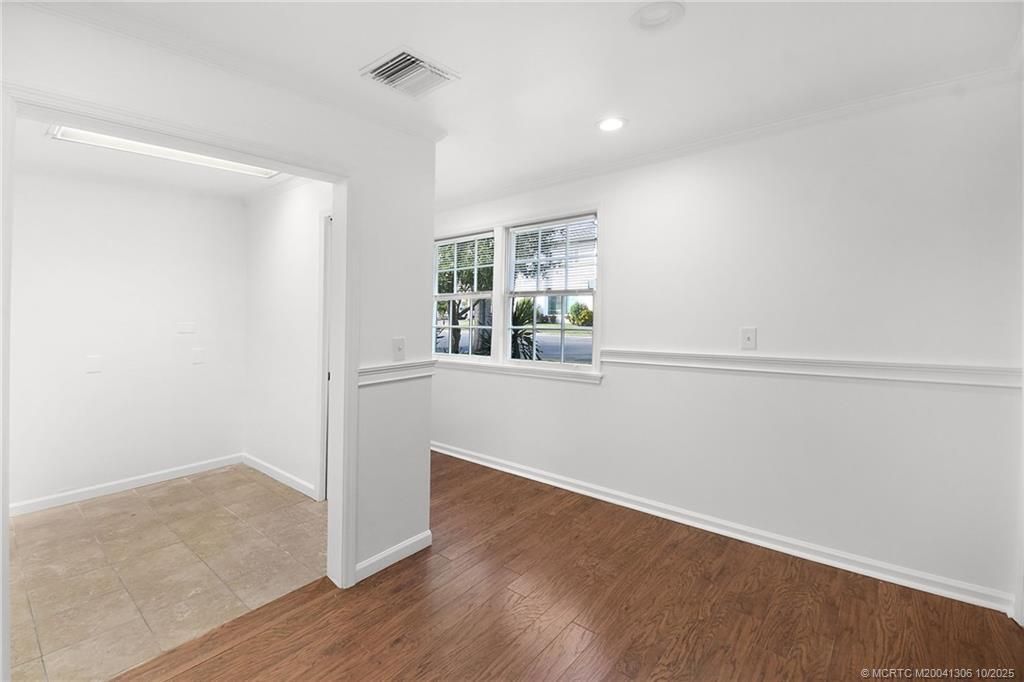 300 SE Detroit Avenue, Stuart, FL 34994 Photo