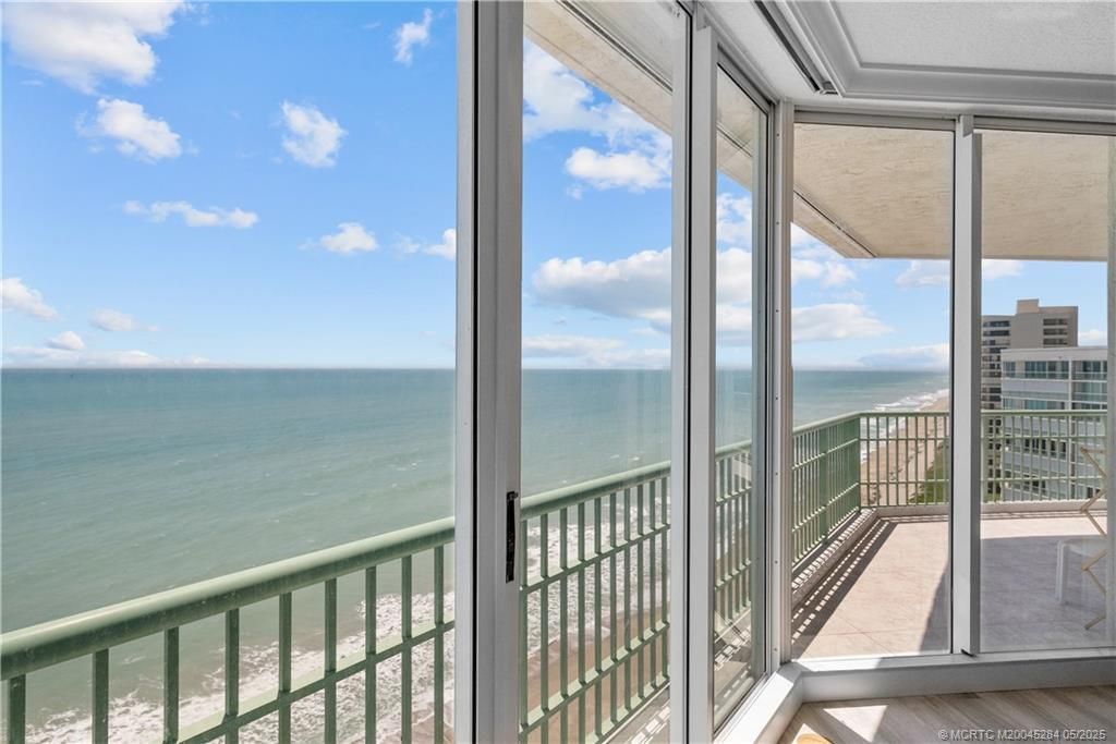 8600 S Ocean Drive, Unit PH5, Jensen Beach, FL 34957 Photo
