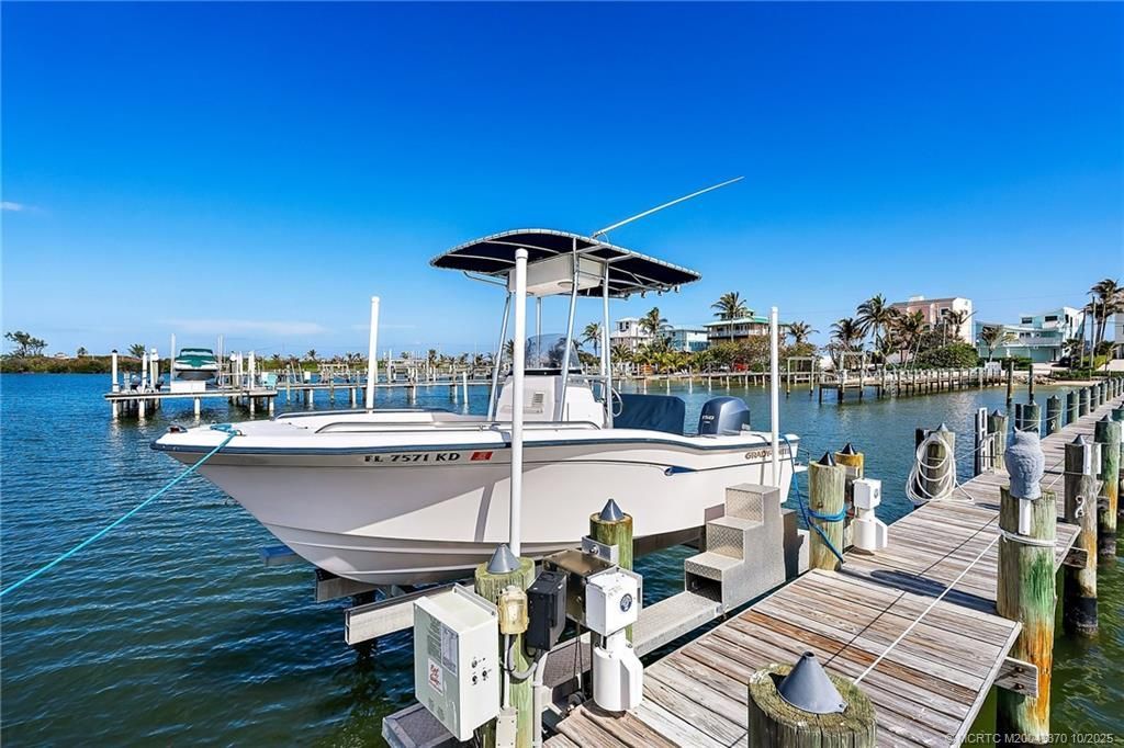 777 SE Macarthur Boulevard, Stuart, FL 34996 Photo