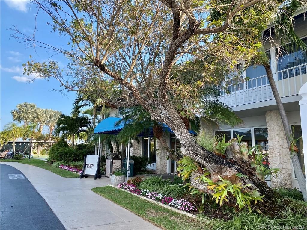 952 Nettles Boulevard, Jensen Beach, FL 34957 Photo