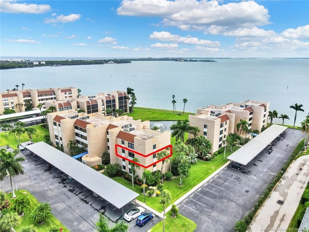 3392 NE Causeway Boulevard, Unit 304, Jensen Beach, FL 34957 Photo