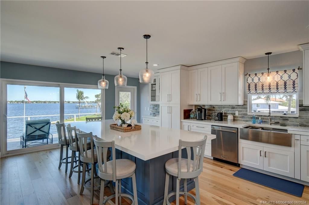 26 SW Riverway Boulevard, Palm City, FL 34990 Photo