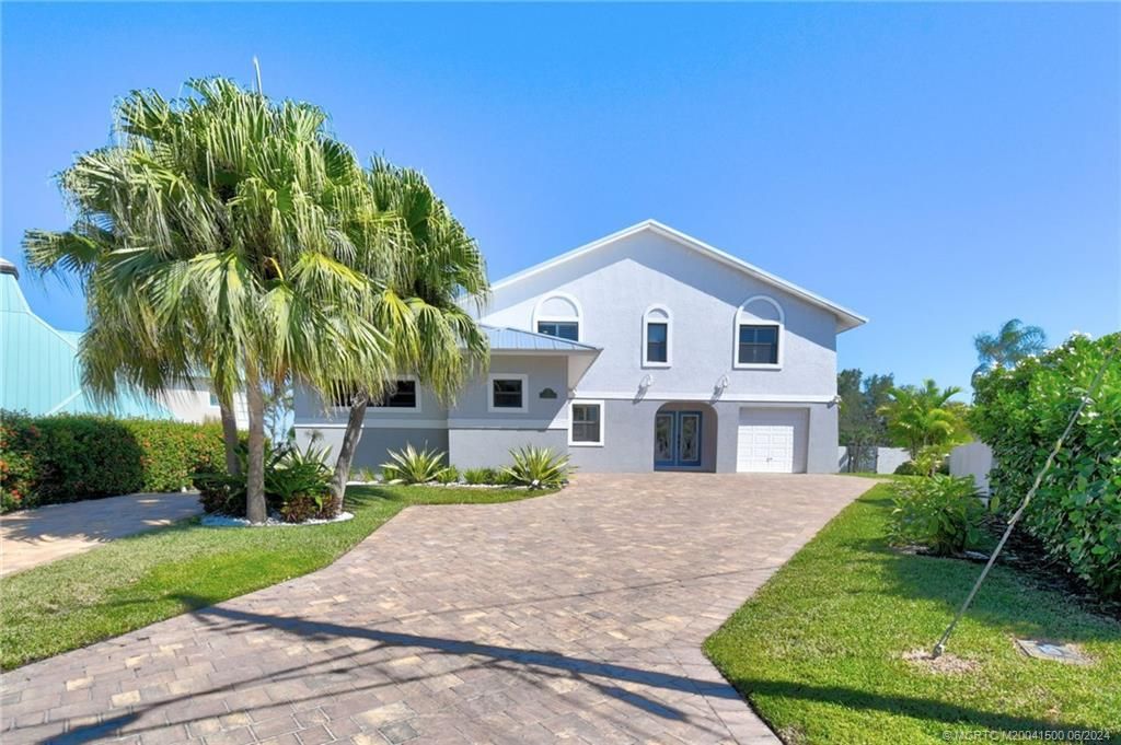 26 SW Riverway Boulevard, Palm City, FL 34990 Photo