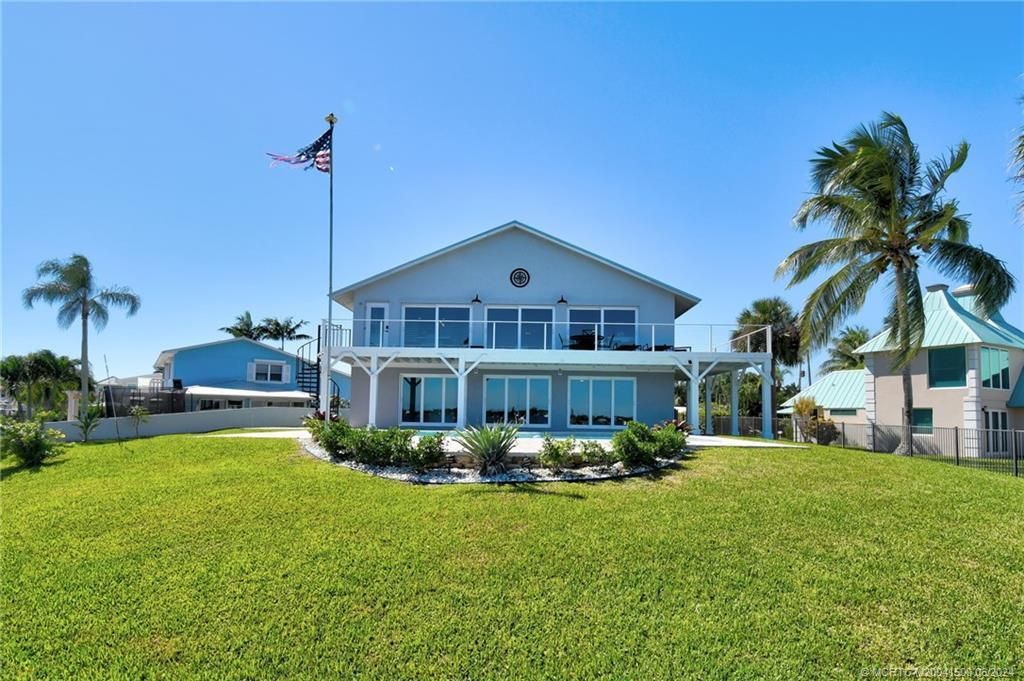 26 SW Riverway Boulevard, Palm City, FL 34990 Photo