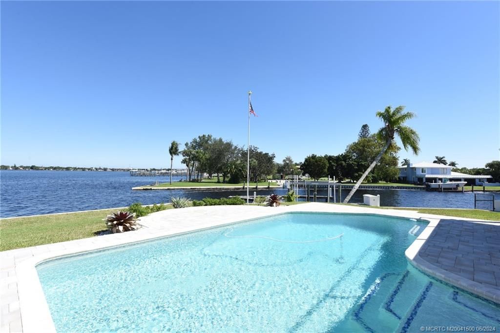 26 SW Riverway Boulevard, Palm City, FL 34990 Photo