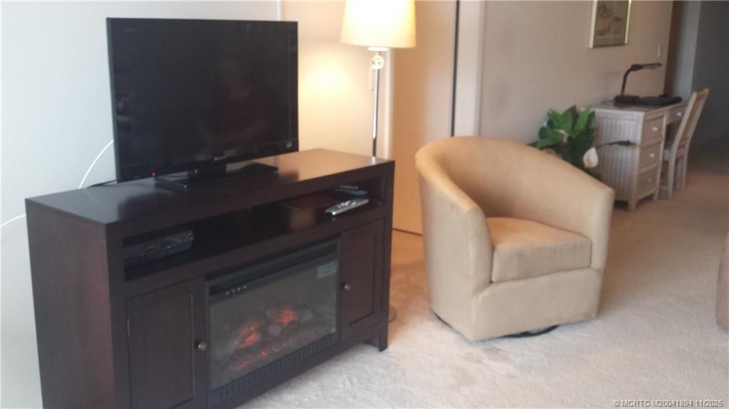 40 NE Plantation Road, Unit 209, Stuart, FL 34996 Photo