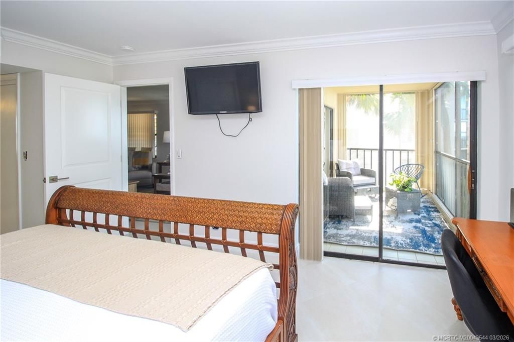 4440 NE Sandpebble Trace, Unit 201, Stuart, FL 34996 Photo