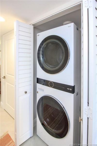 4440 NE Sandpebble Trace, Unit 201, Stuart, FL 34996 Photo