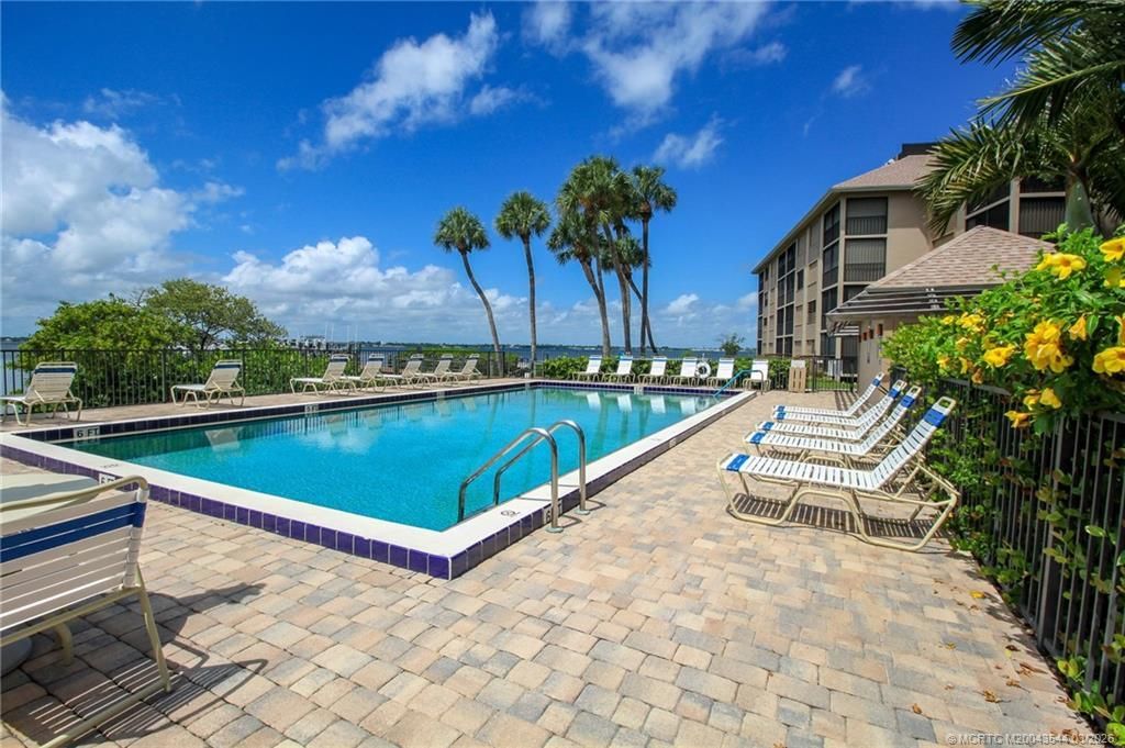 4440 NE Sandpebble Trace, Unit 201, Stuart, FL 34996 Photo