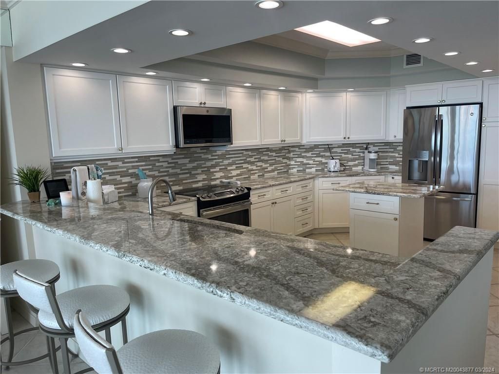 8600 S Ocean Drive, Unit 303, Jensen Beach, FL 34957 Photo