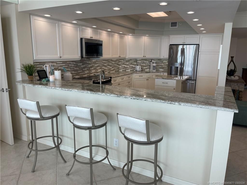 8600 S Ocean Drive, Unit 303, Jensen Beach, FL 34957 Photo