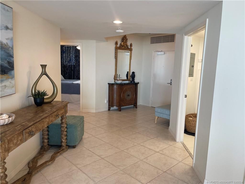 8600 S Ocean Drive, Unit 303, Jensen Beach, FL 34957 Photo