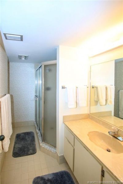 4540 NE Sandpebble Trace, Unit 105, Stuart, FL 34996 Photo