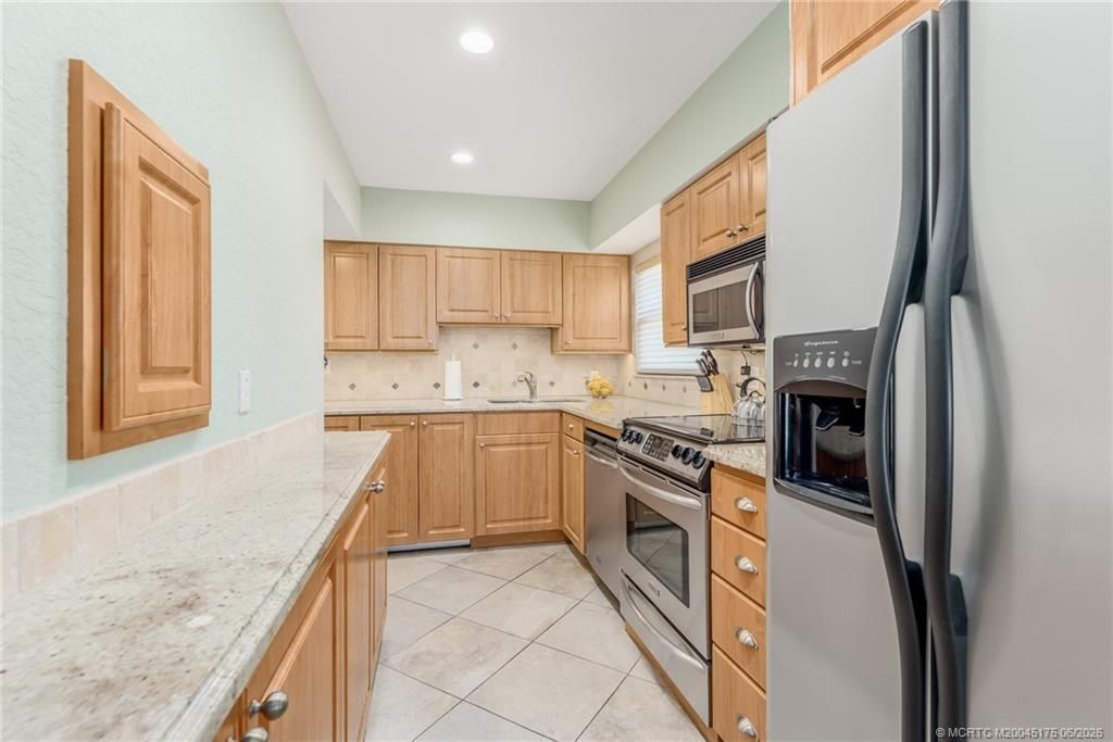 3901 SE Saint Lucie Boulevard, Unit 37, Stuart, FL 34997 Photo