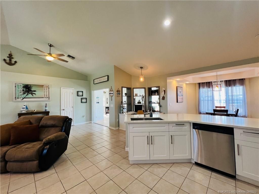1309 Carlton Ct., Fort Pierce, FL 34949 Photo