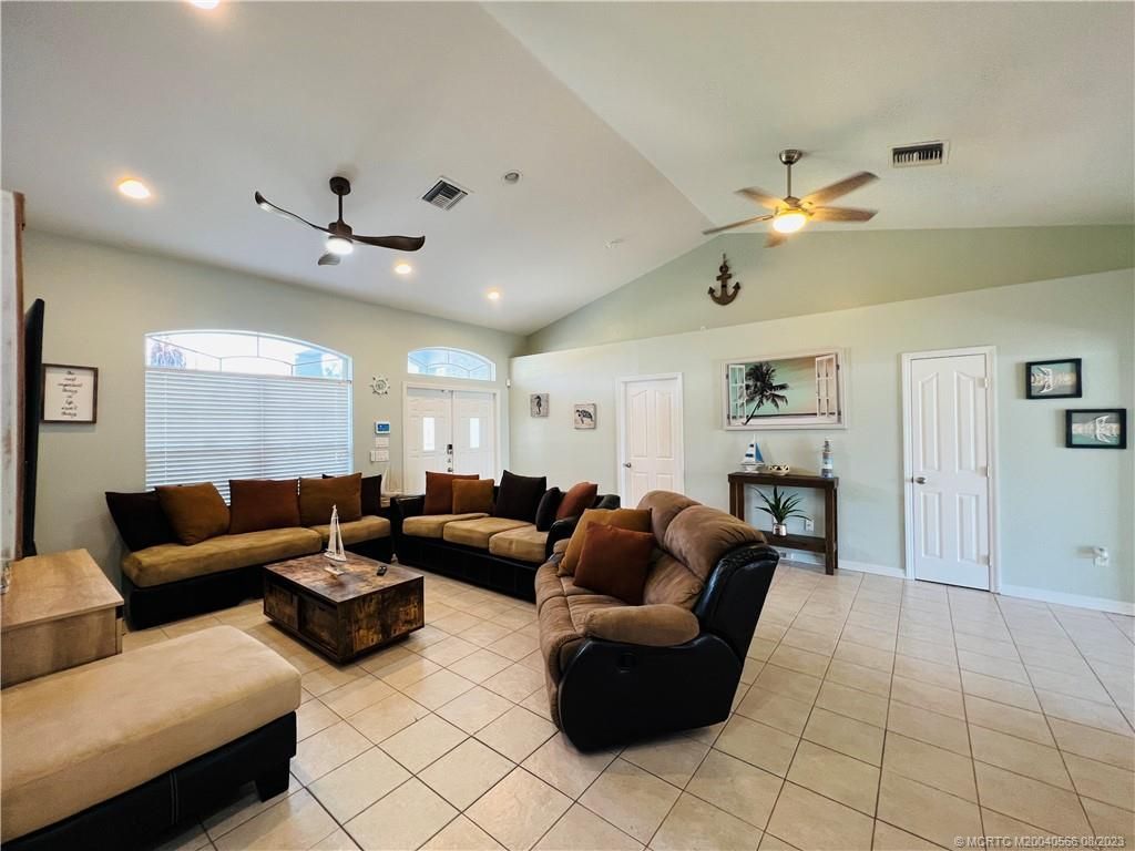 1309 Carlton Ct., Fort Pierce, FL 34949 Photo