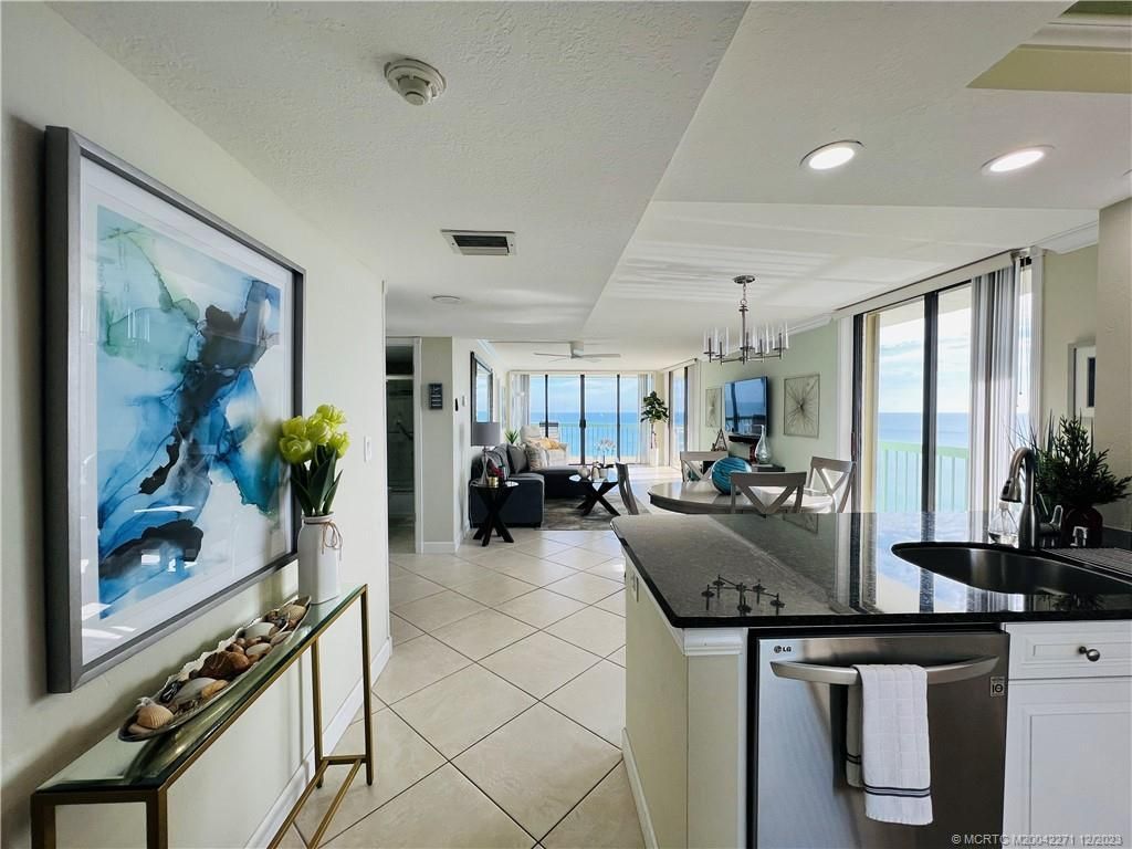 9900 S Ocean Drive, Unit 810, Jensen Beach, FL 34957 Photo