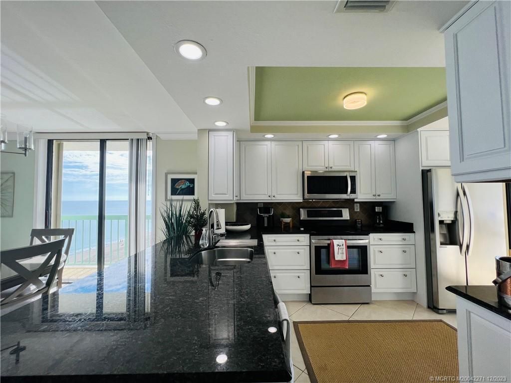 9900 S Ocean Drive, Unit 810, Jensen Beach, FL 34957 Photo