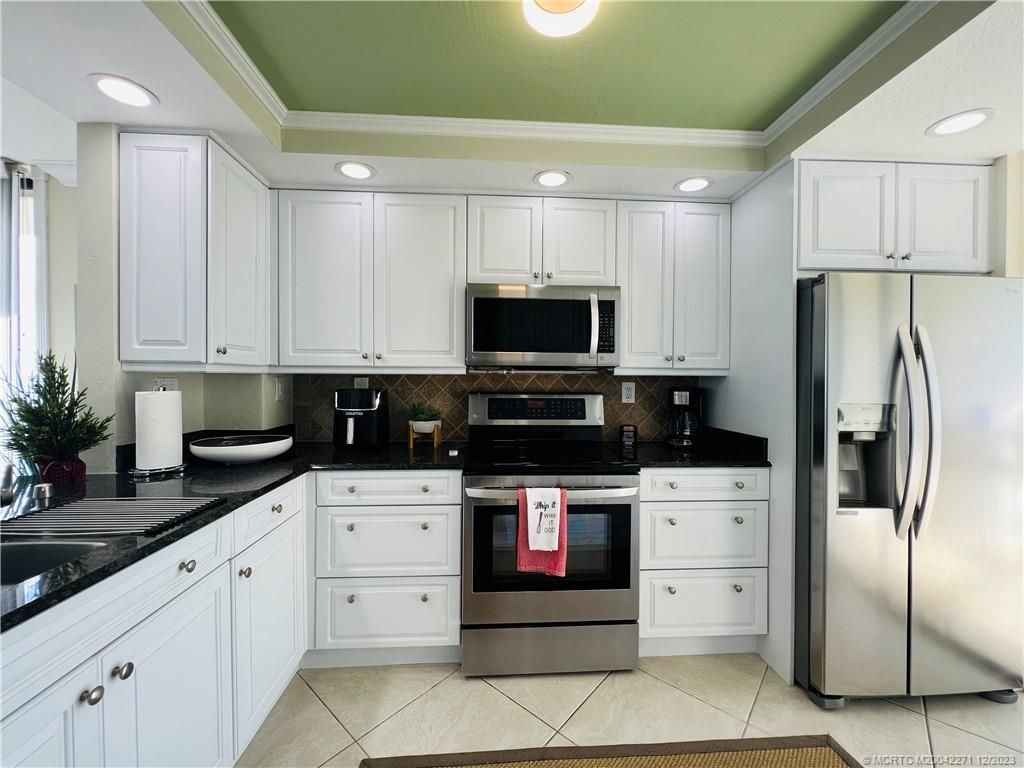 9900 S Ocean Drive, Unit 810, Jensen Beach, FL 34957 Photo