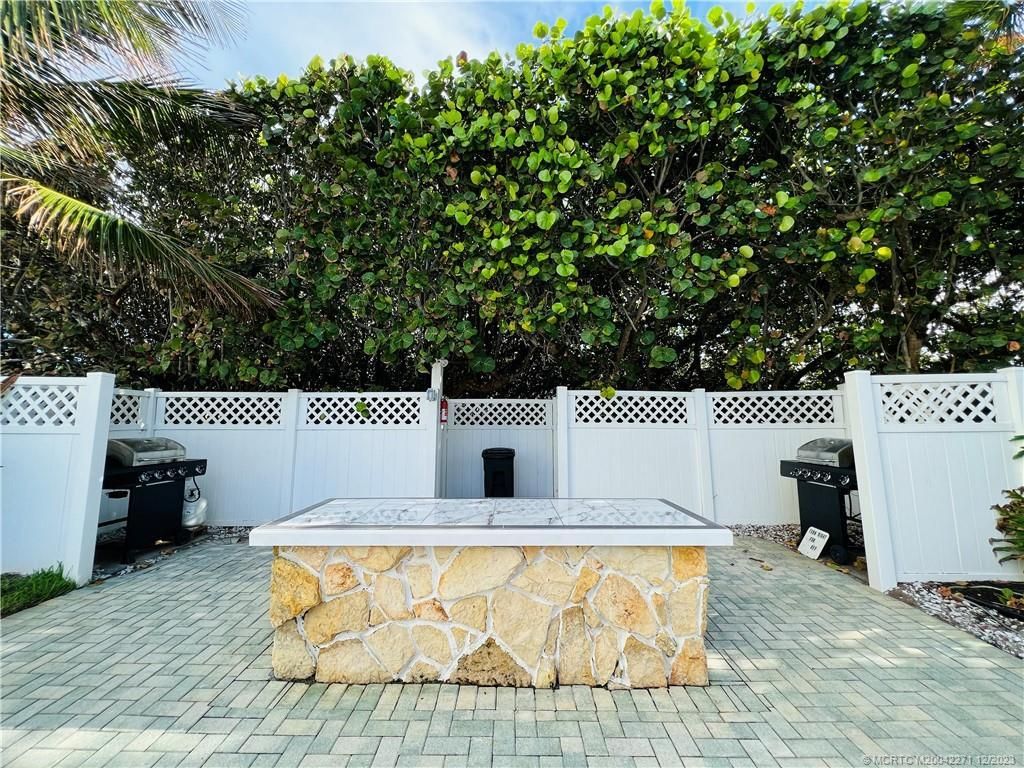 9900 S Ocean Drive, Unit 810, Jensen Beach, FL 34957 Photo