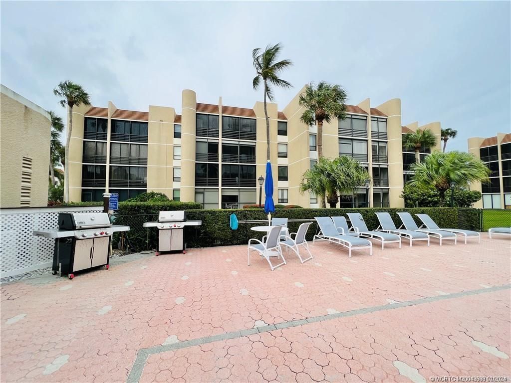3442 NE Causeway Boulevard, Unit 302, Jensen Beach, FL 34957 Photo