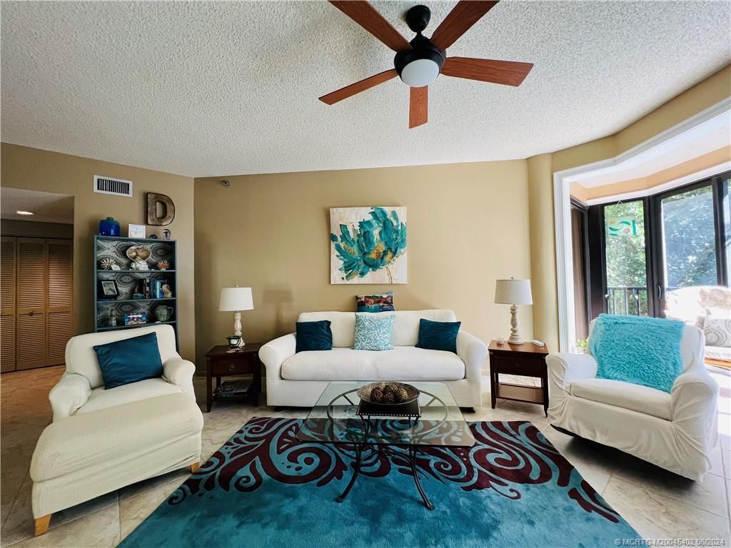 221 NE Plantation Road, Unit 215, Stuart, FL 34996 Photo