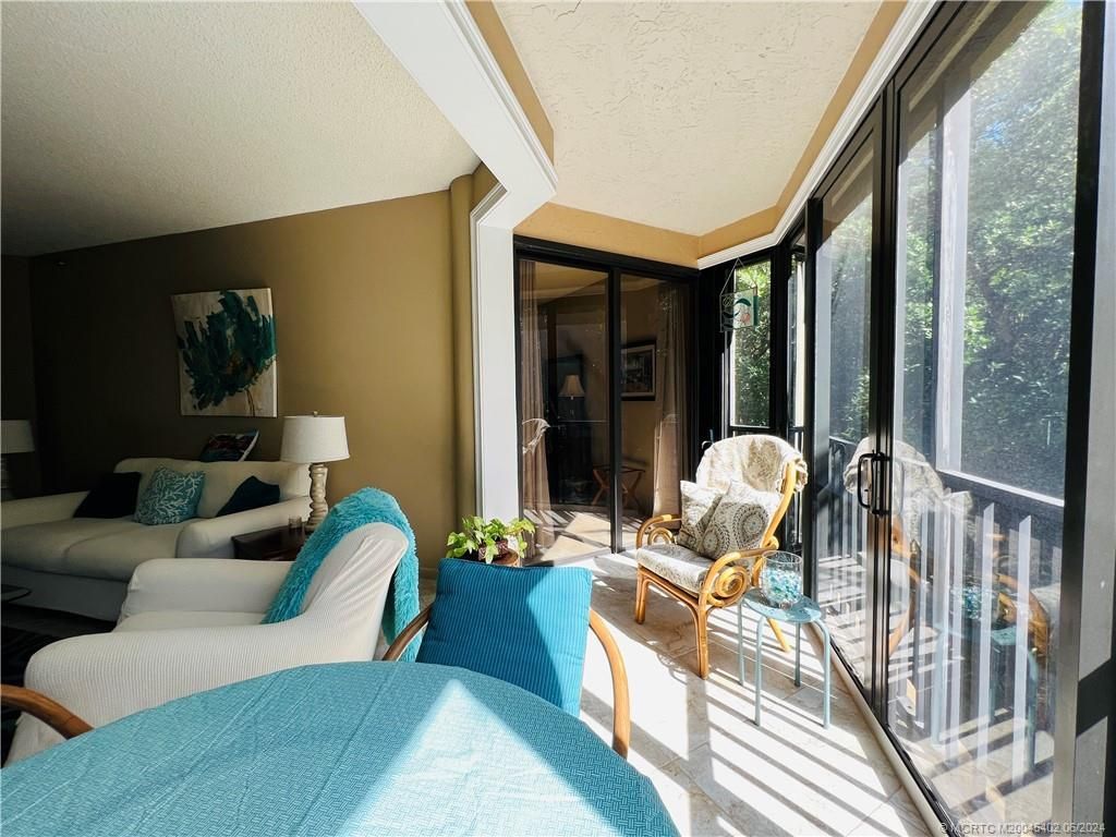 221 NE Plantation Road, Unit 215, Stuart, FL 34996 Photo