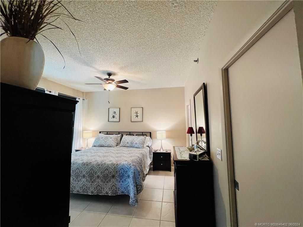 221 NE Plantation Road, Unit 215, Stuart, FL 34996 Photo