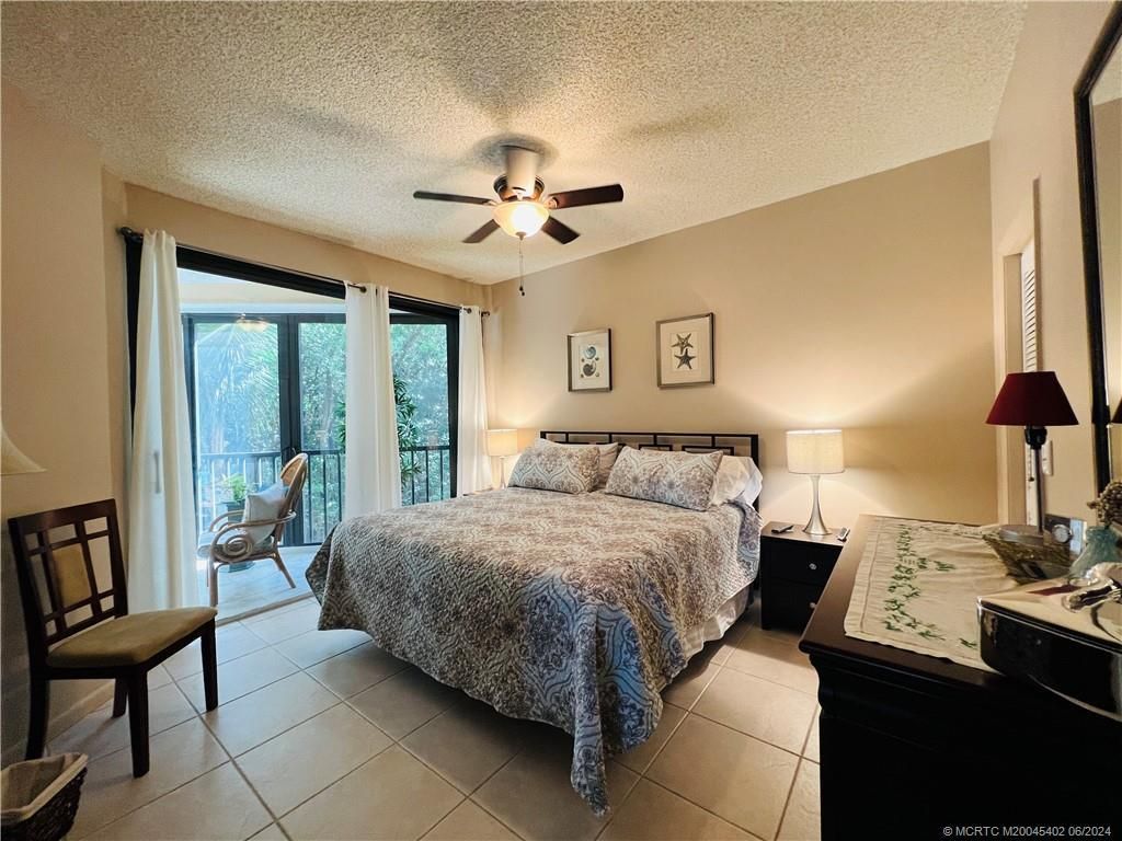 221 NE Plantation Road, Unit 215, Stuart, FL 34996 Photo