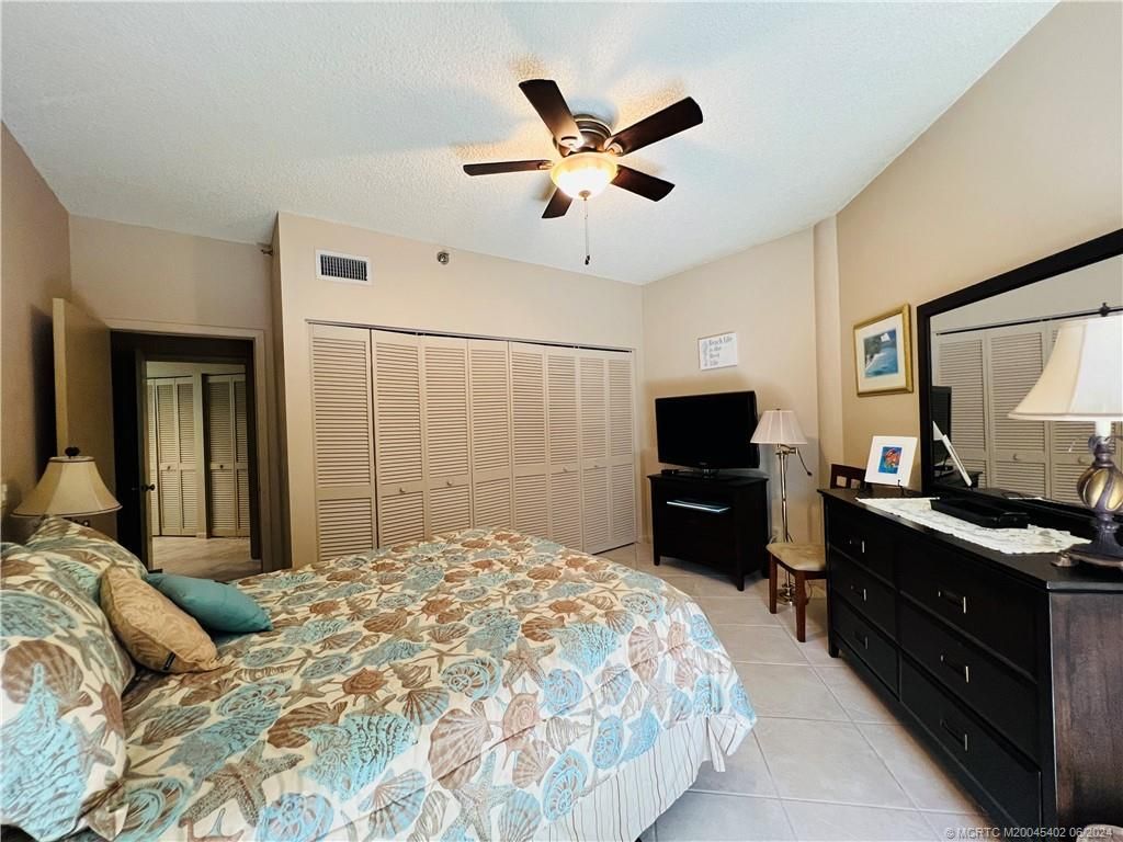 221 NE Plantation Road, Unit 215, Stuart, FL 34996 Photo