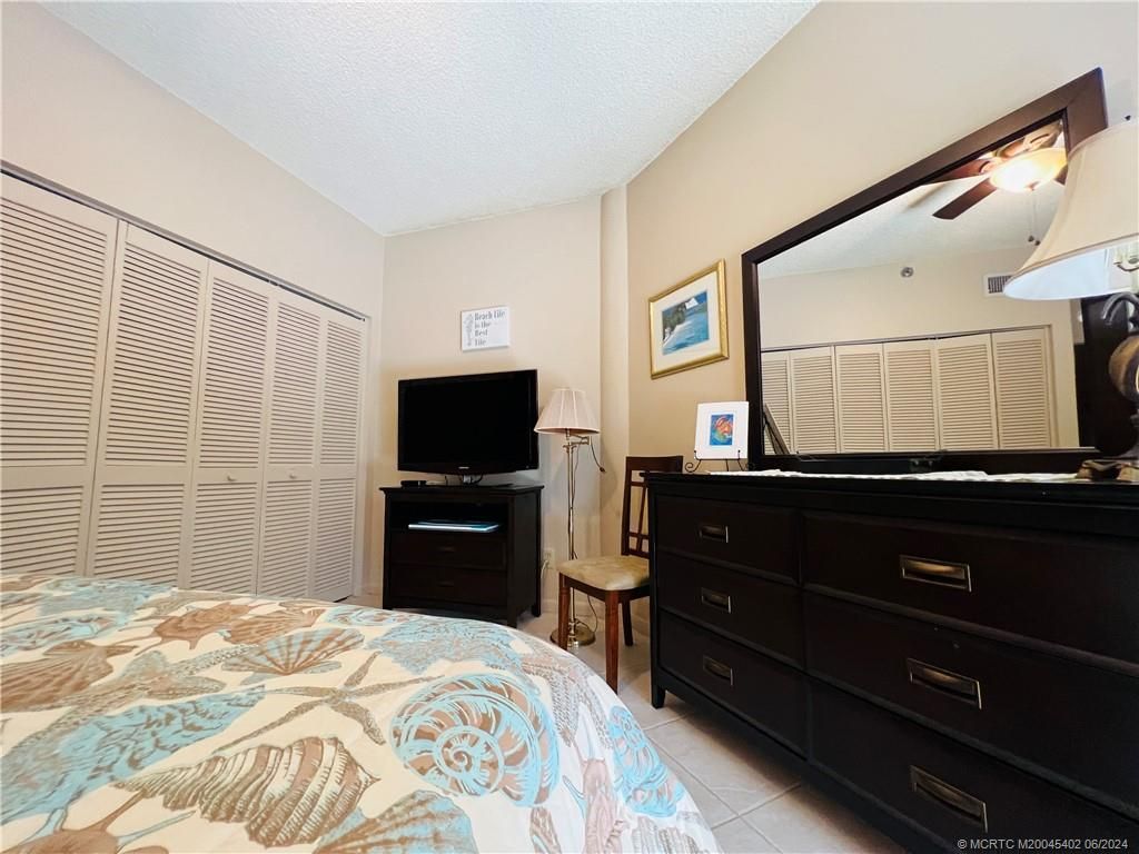 221 NE Plantation Road, Unit 215, Stuart, FL 34996 Photo