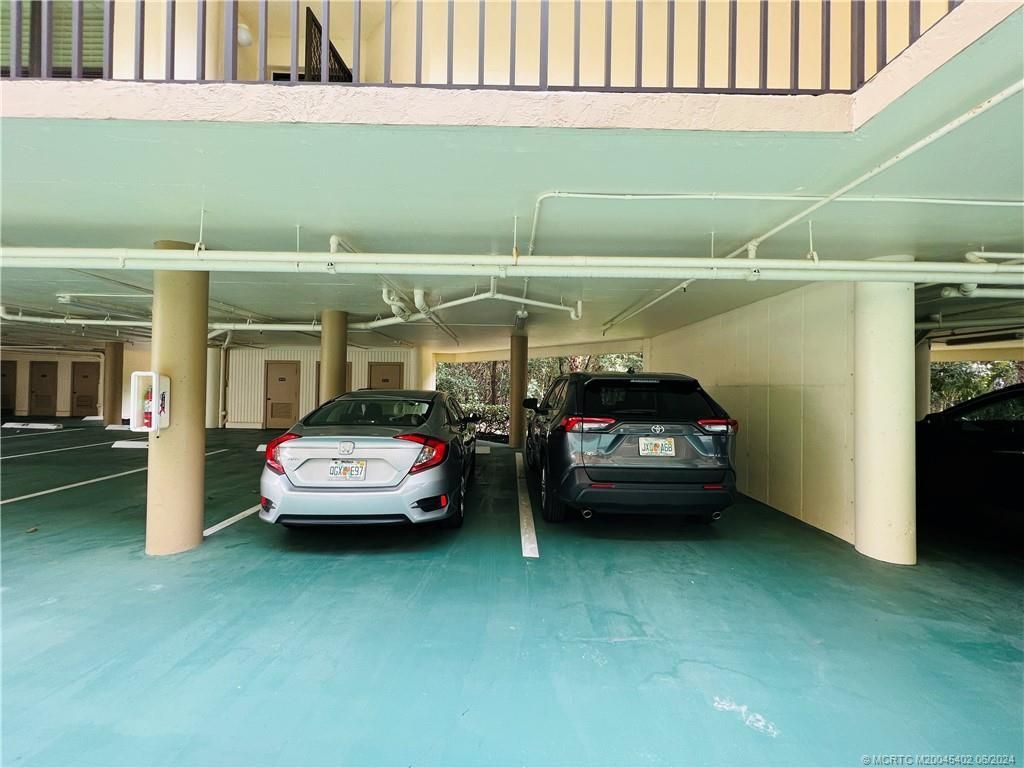 221 NE Plantation Road, Unit 215, Stuart, FL 34996 Photo